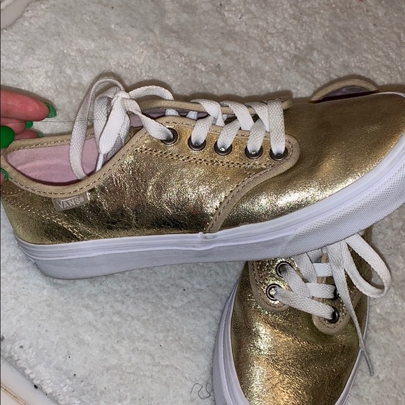 Gold vans - Picture 2 of 2